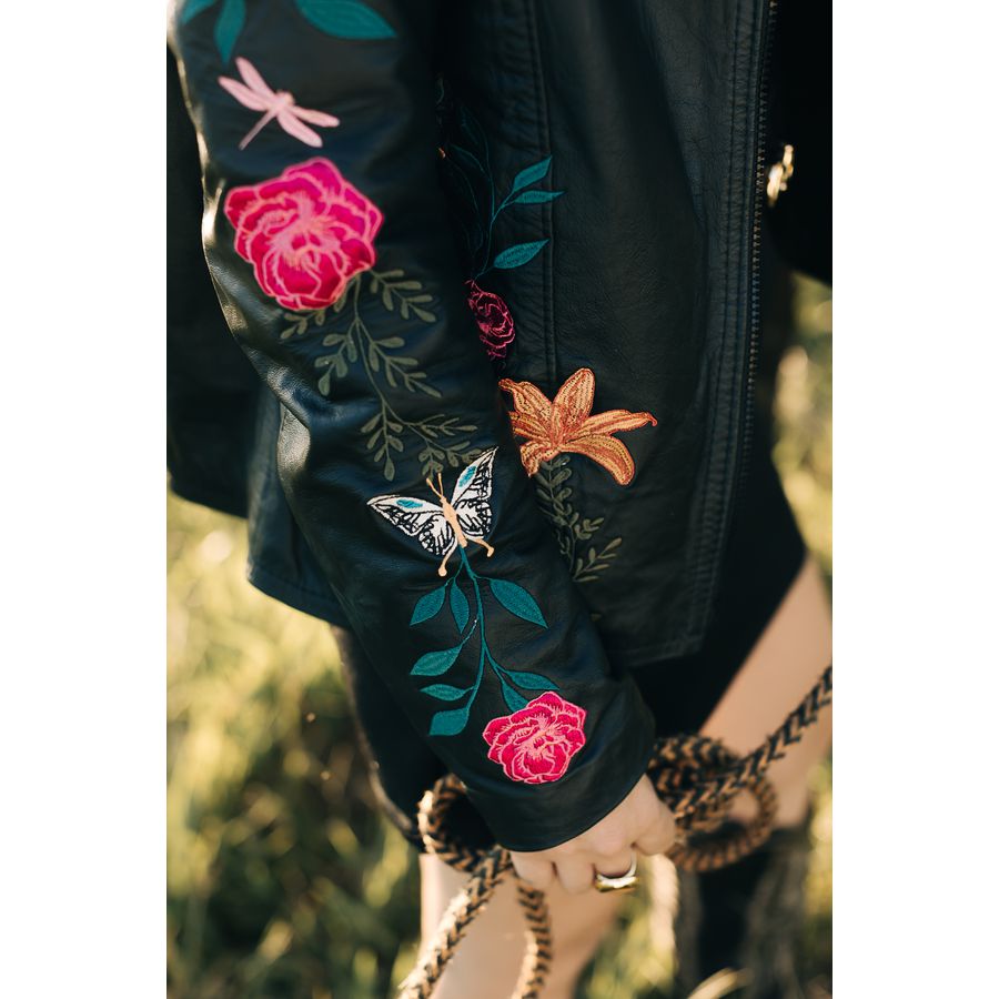 Jaqueta Couro Legitimo Bordada Preta 