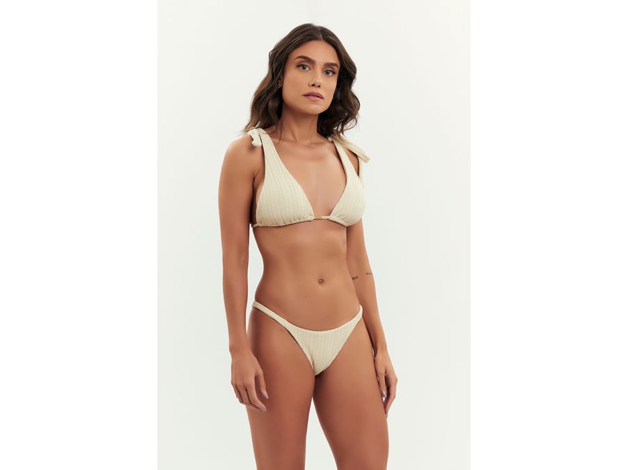 TOP ITACARÉ CROCHET CRU E CALCINHA TRANCOSO CROCHE...