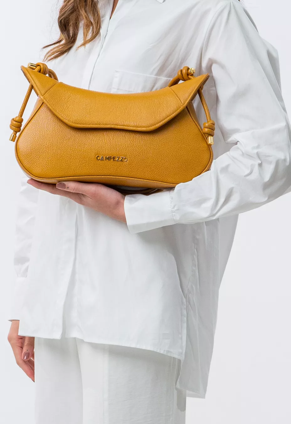 Bolsa Madonna Couro Mascavo | CAMPEZZO