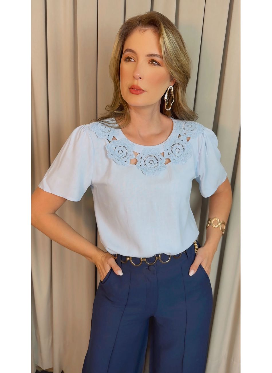Blusa Feminina Flor Em Crochê - Azu... - D'Menina