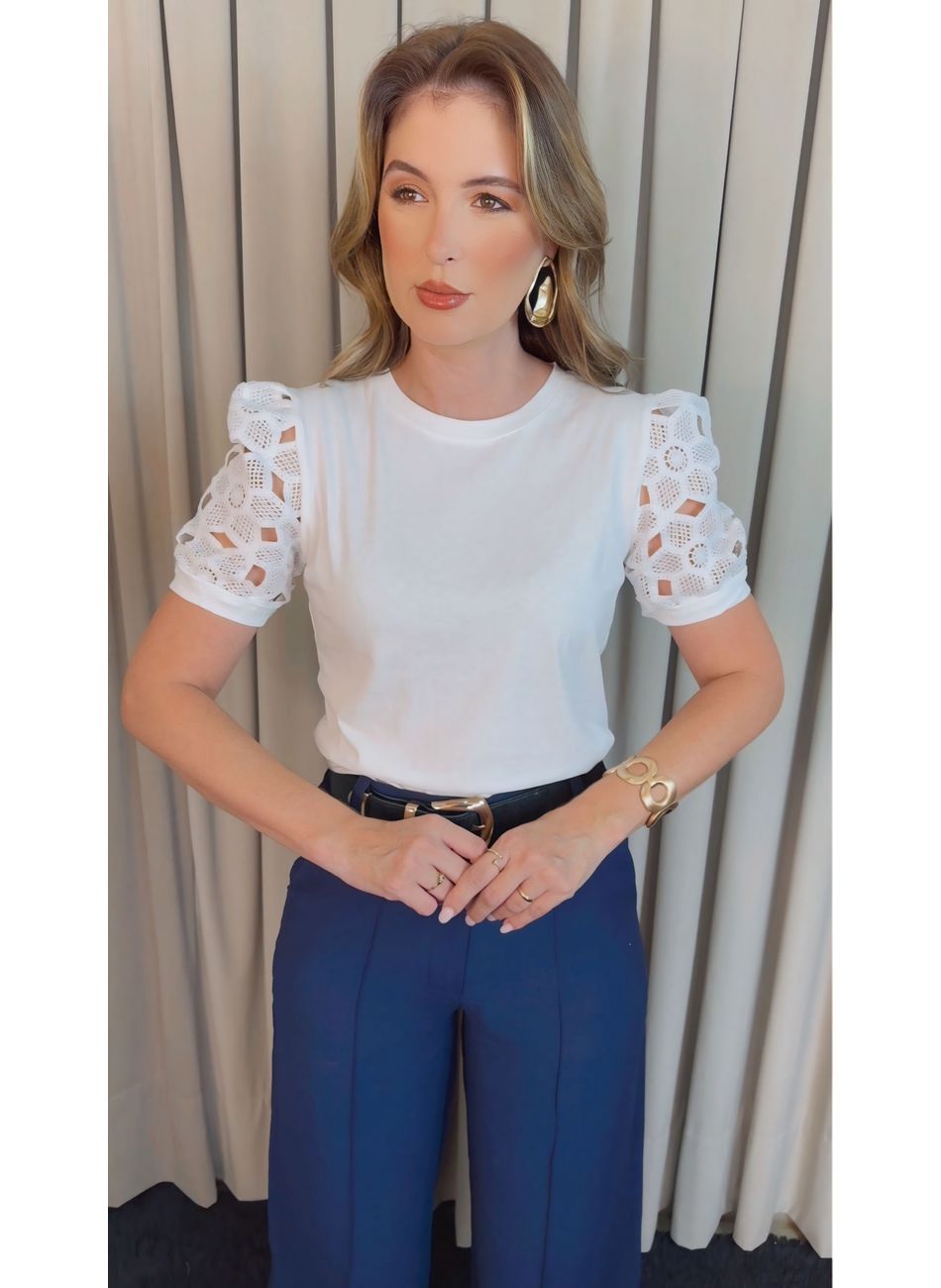 T-shirt Feminina Manga Guipir - Bra... - D'Menina