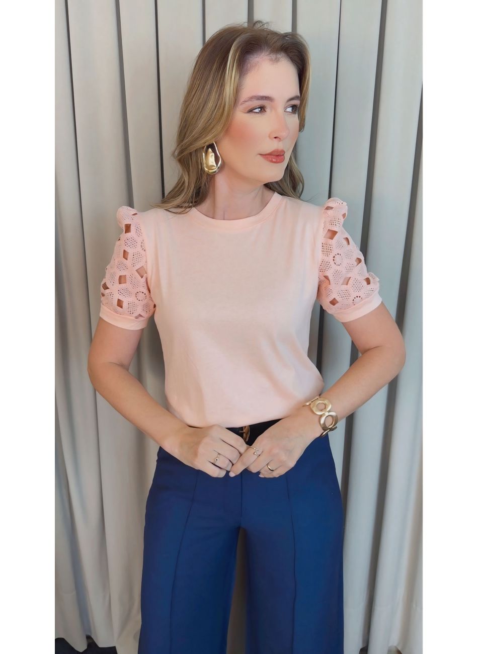 T-shirt Feminina Manga Guipir - Ros... - D'Menina