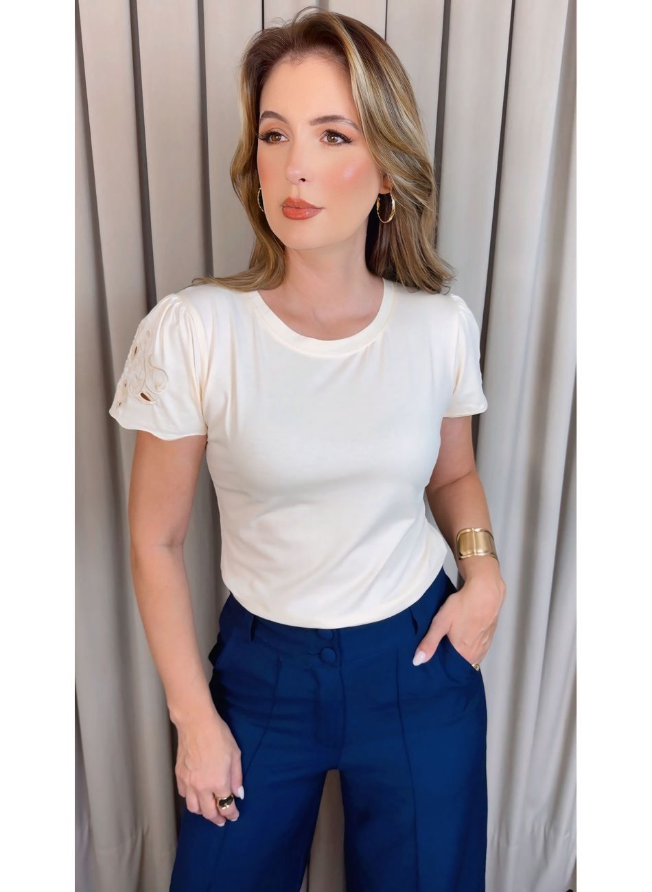 T-shirt Feminina Manguinha Bordada ... - D'Menina
