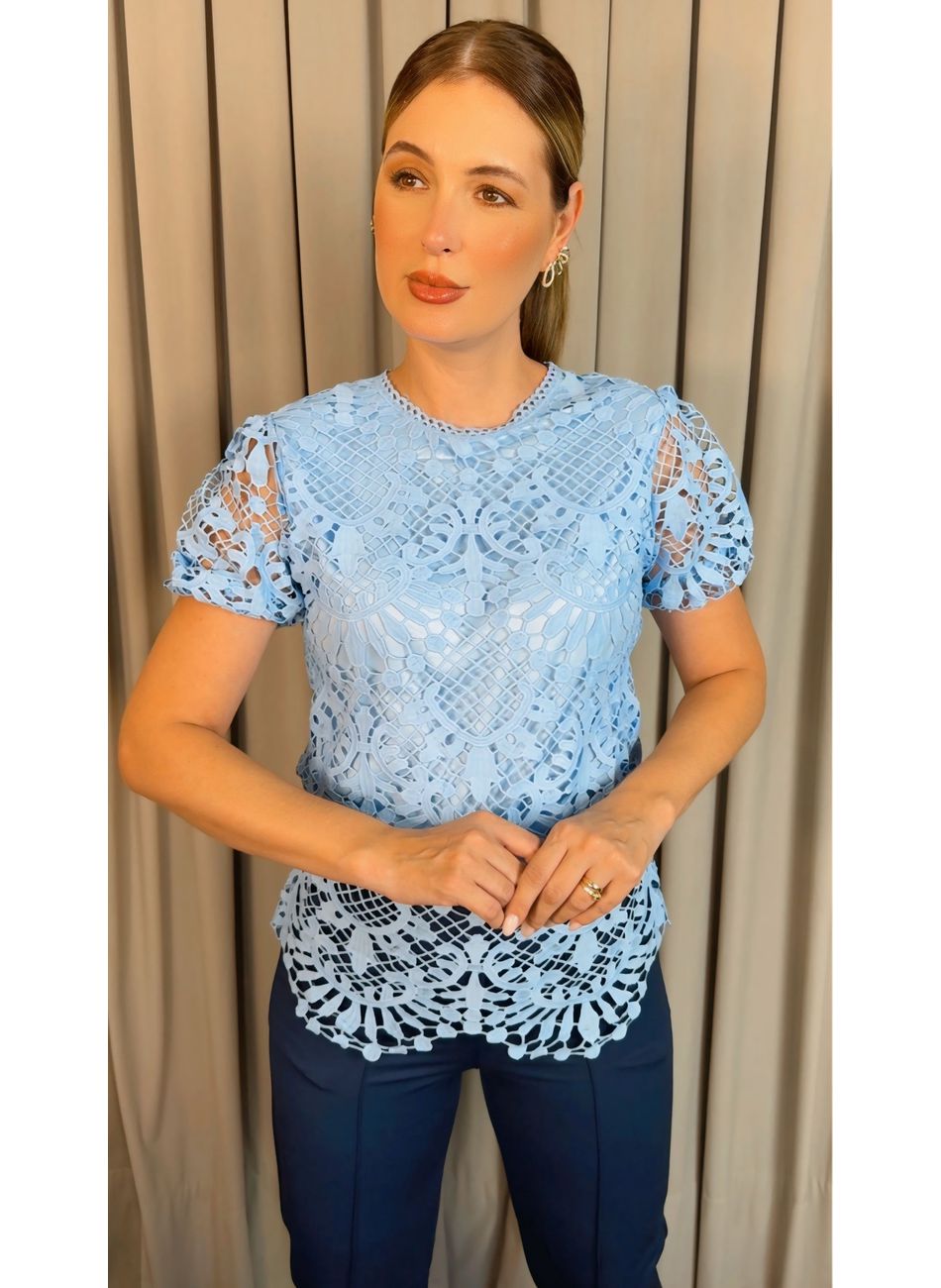 Blusa Feminina Em Guipir Bordada De... - D'Menina