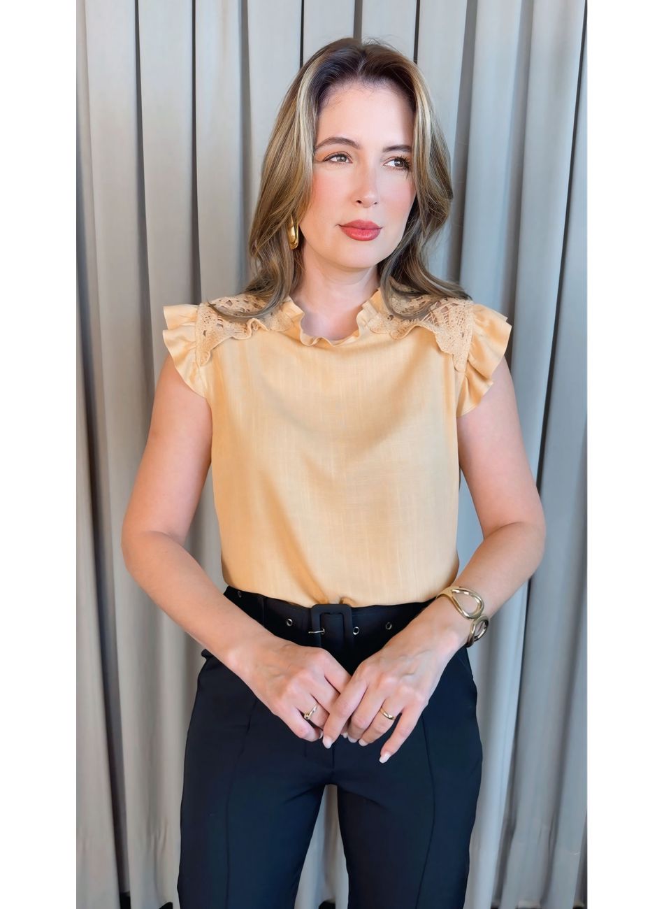 Blusa Feminina com Aplicação em Cro... - D'Menina