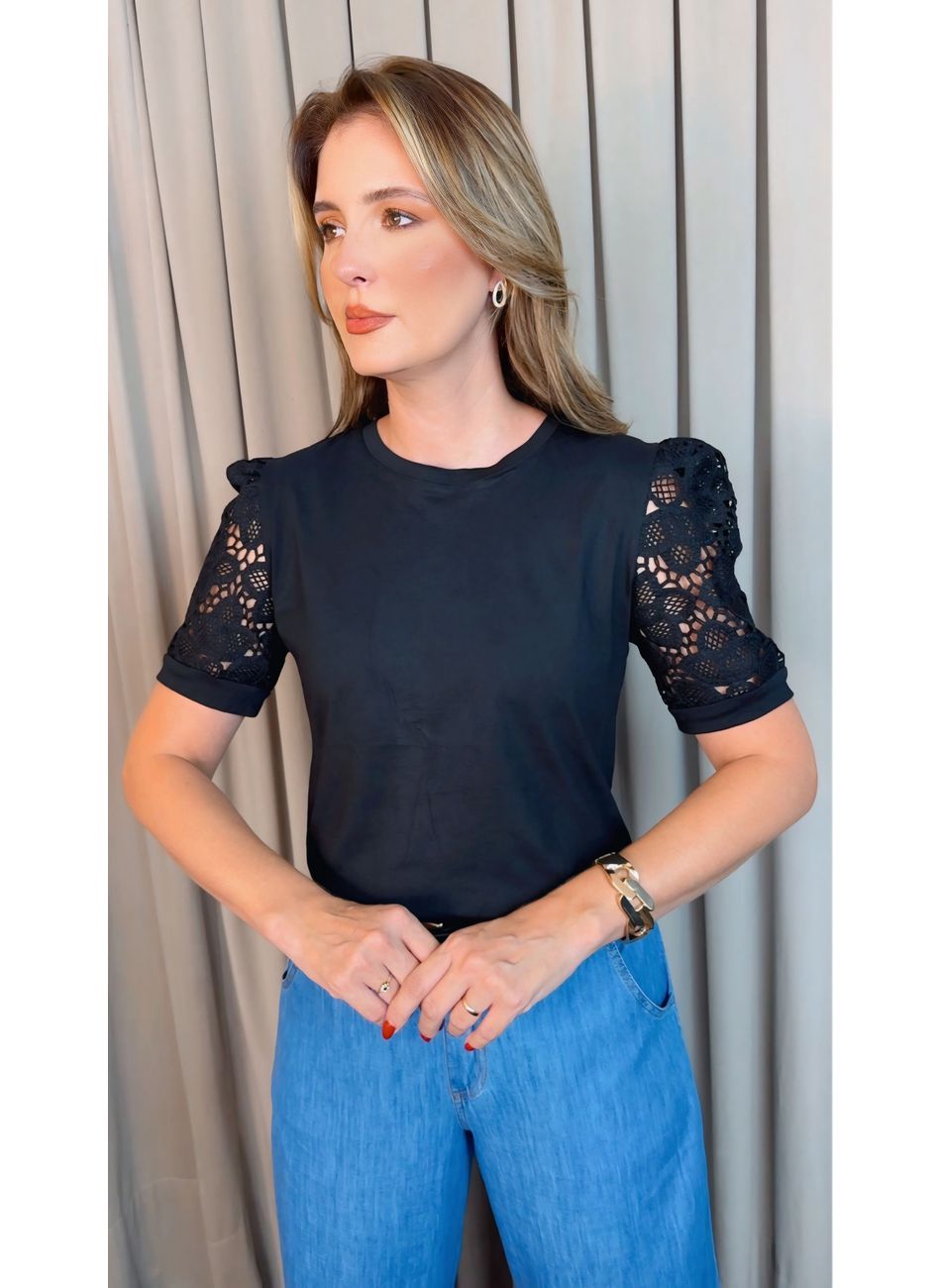 T-shirt Feminina Manga Bordada - Pr... - D'Menina