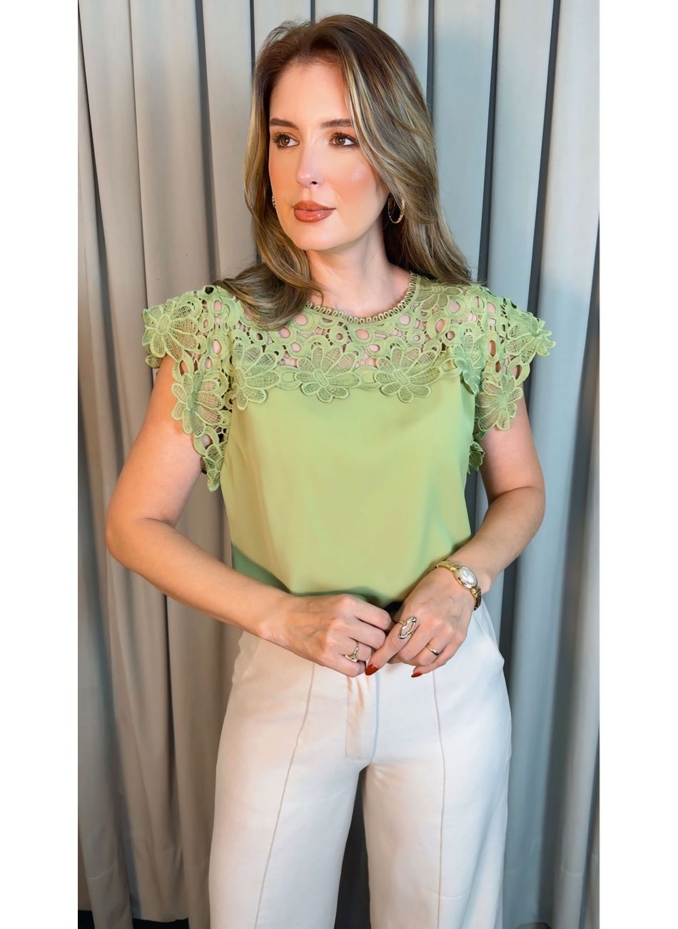 Blusa Feminina Bordada Delicada - V... - D'Menina