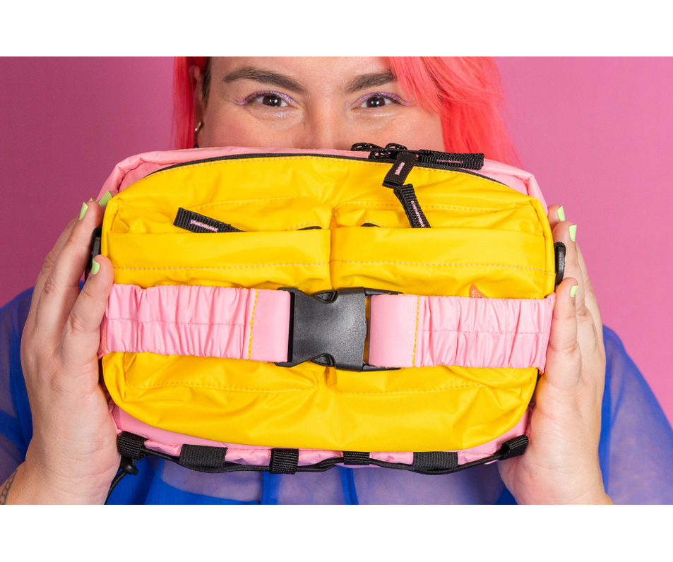 jubarte rosa claro e amarelo - centelhas + maqui nóbrega