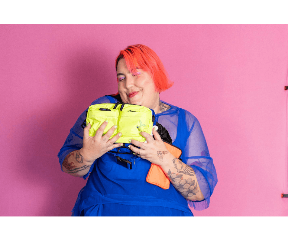 jubarte azul royal e amarelo neon - centelhas + maqui nóbrega