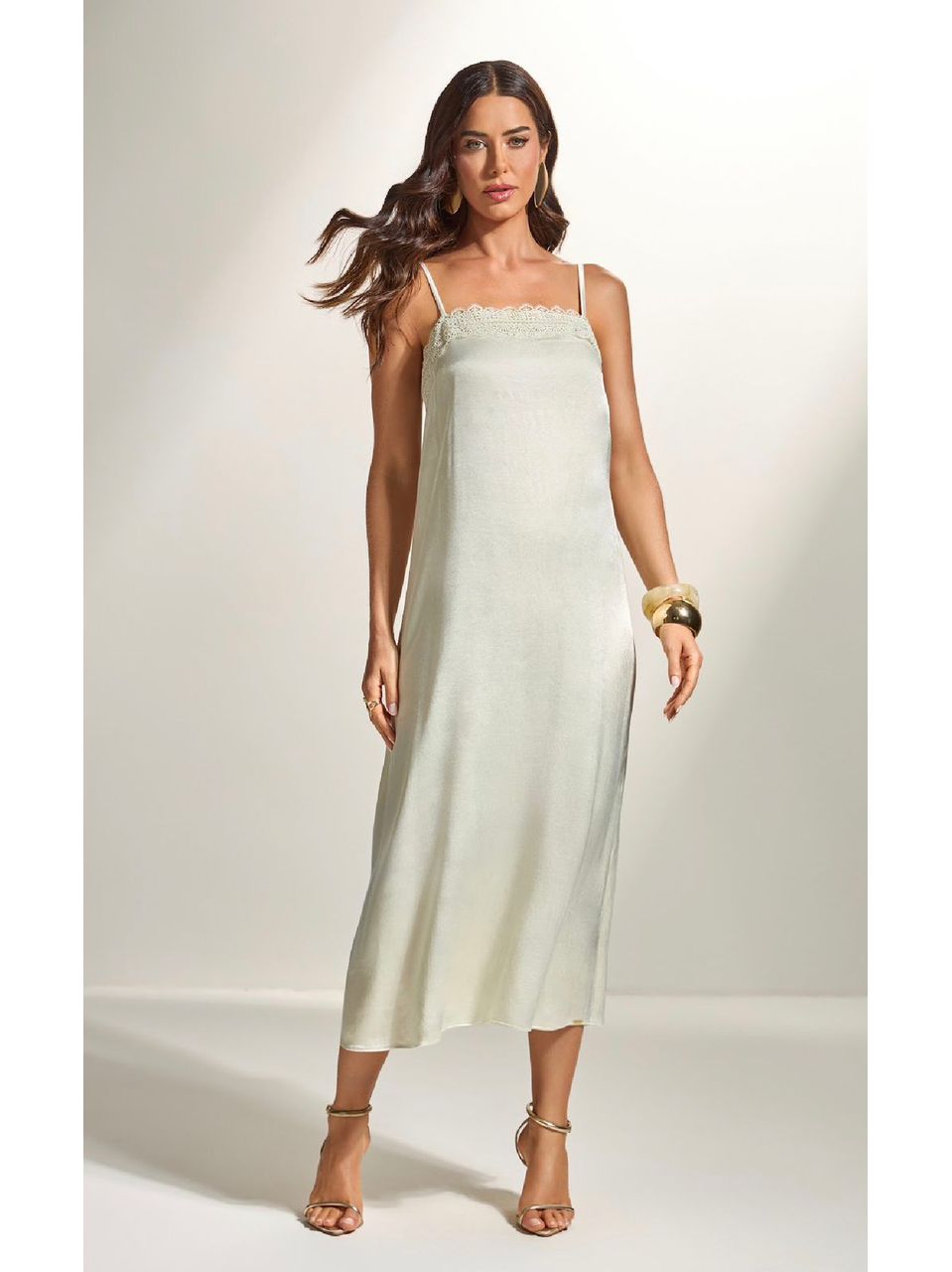 Vestido Midi Acetinado Com Renda 