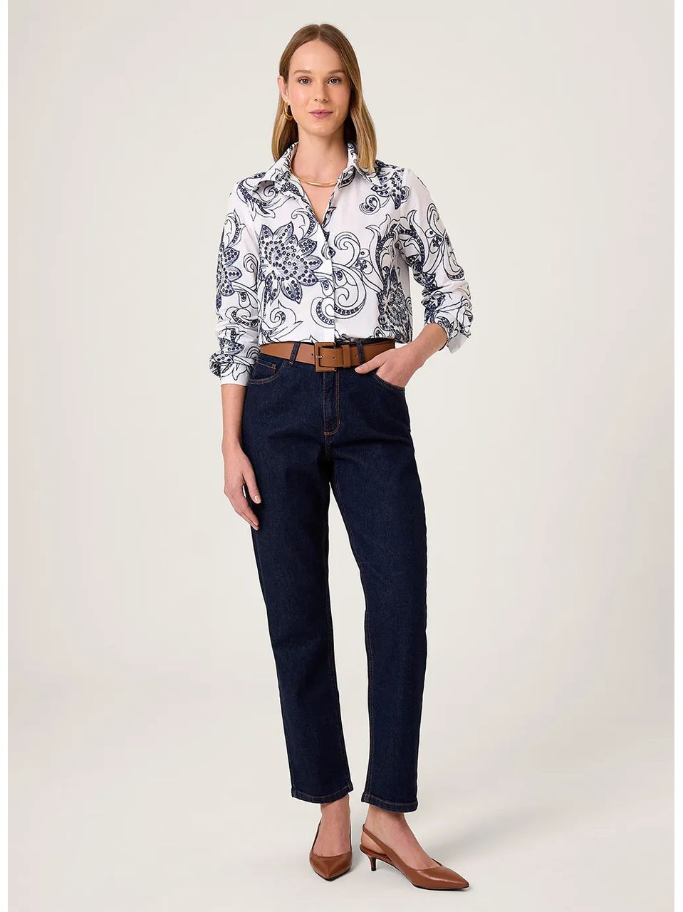 Blusa Bordada Gola Dudalina Feminina