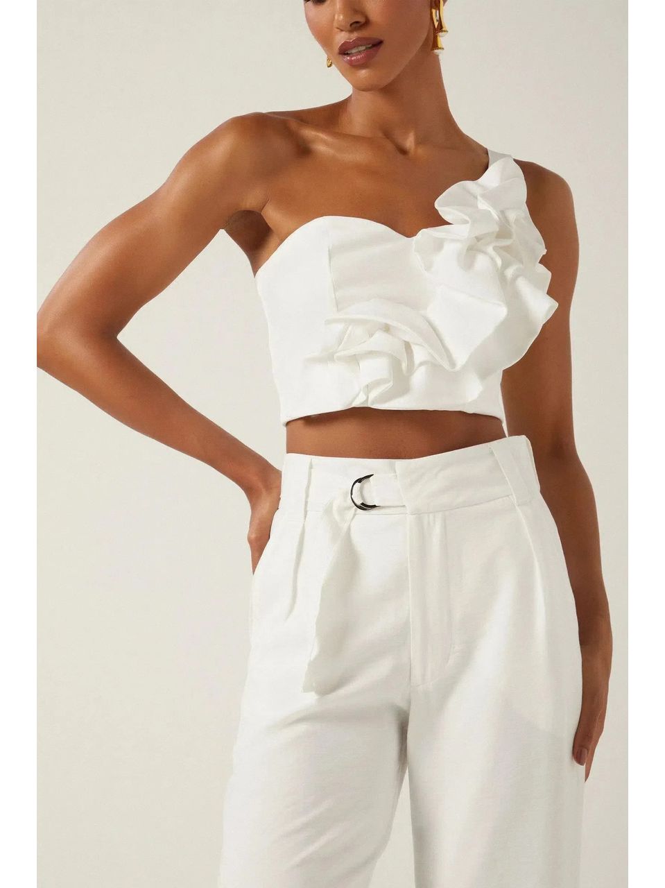 Blusa Um Ombro Só em Blend de Viscose Off-White