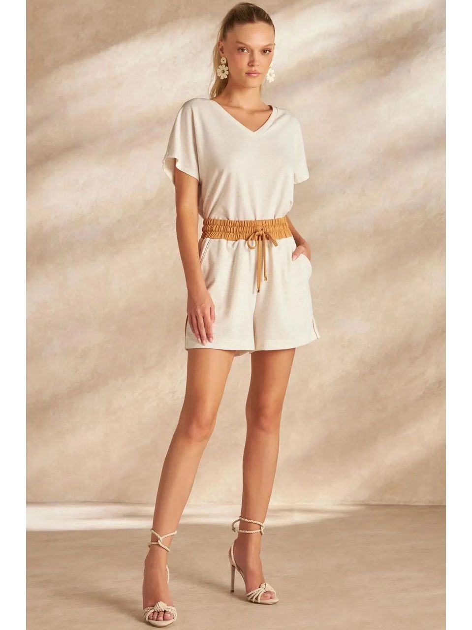 Shorts Cintura Alta Bicolor em Molevisco 77894 Linzzi