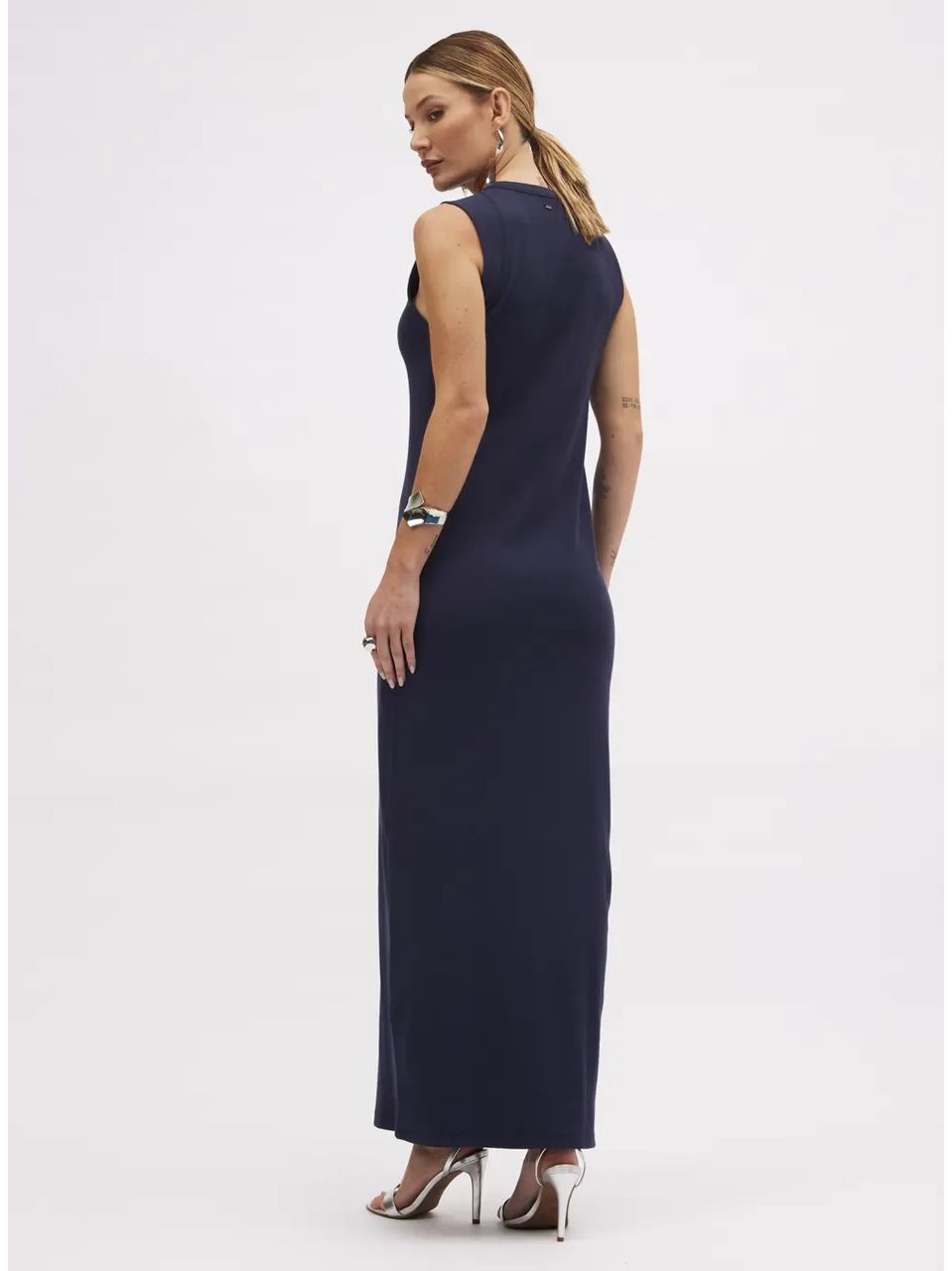 Vestido Canelado Bordado Sommer