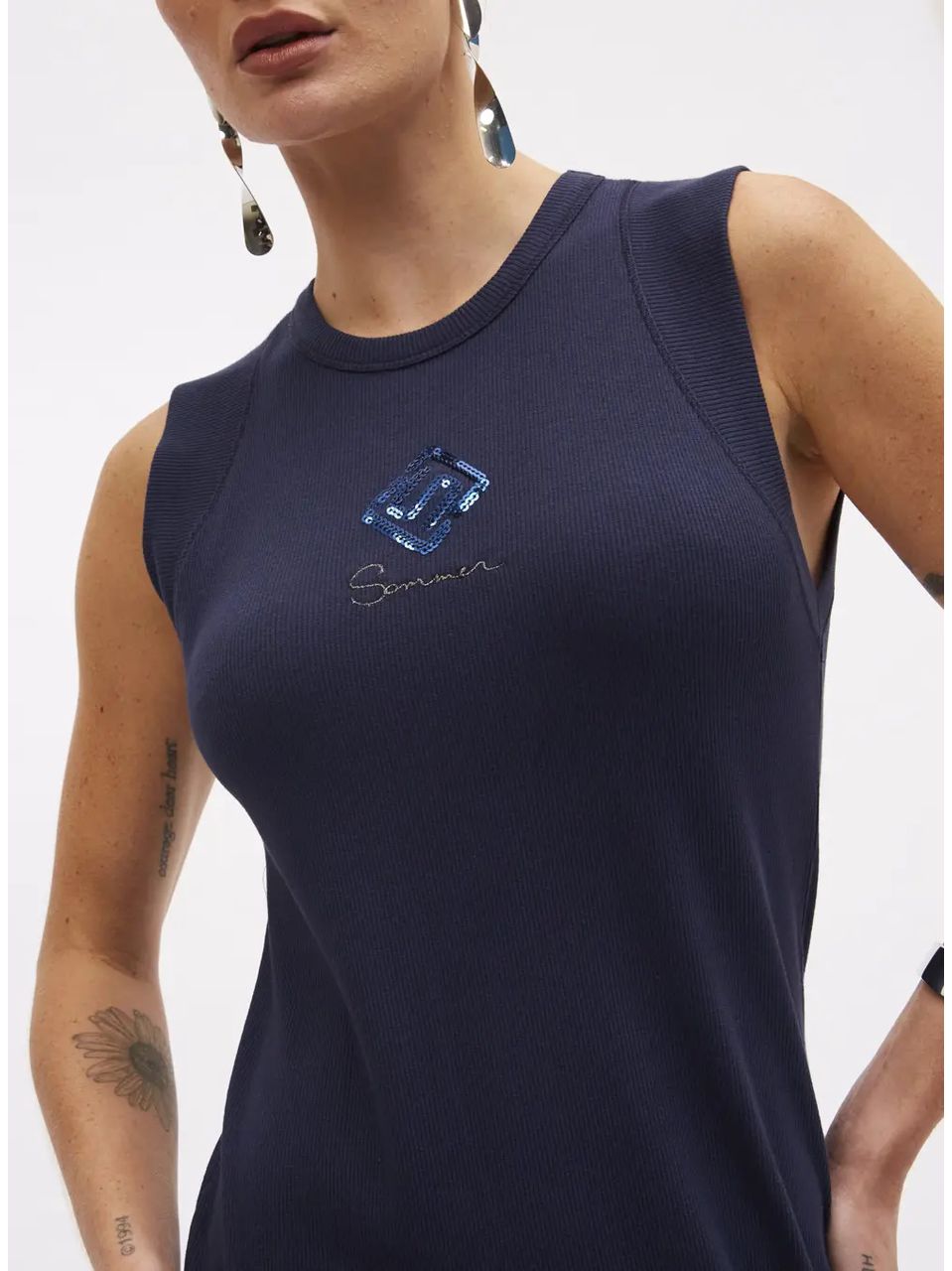 Vestido Canelado Bordado Sommer