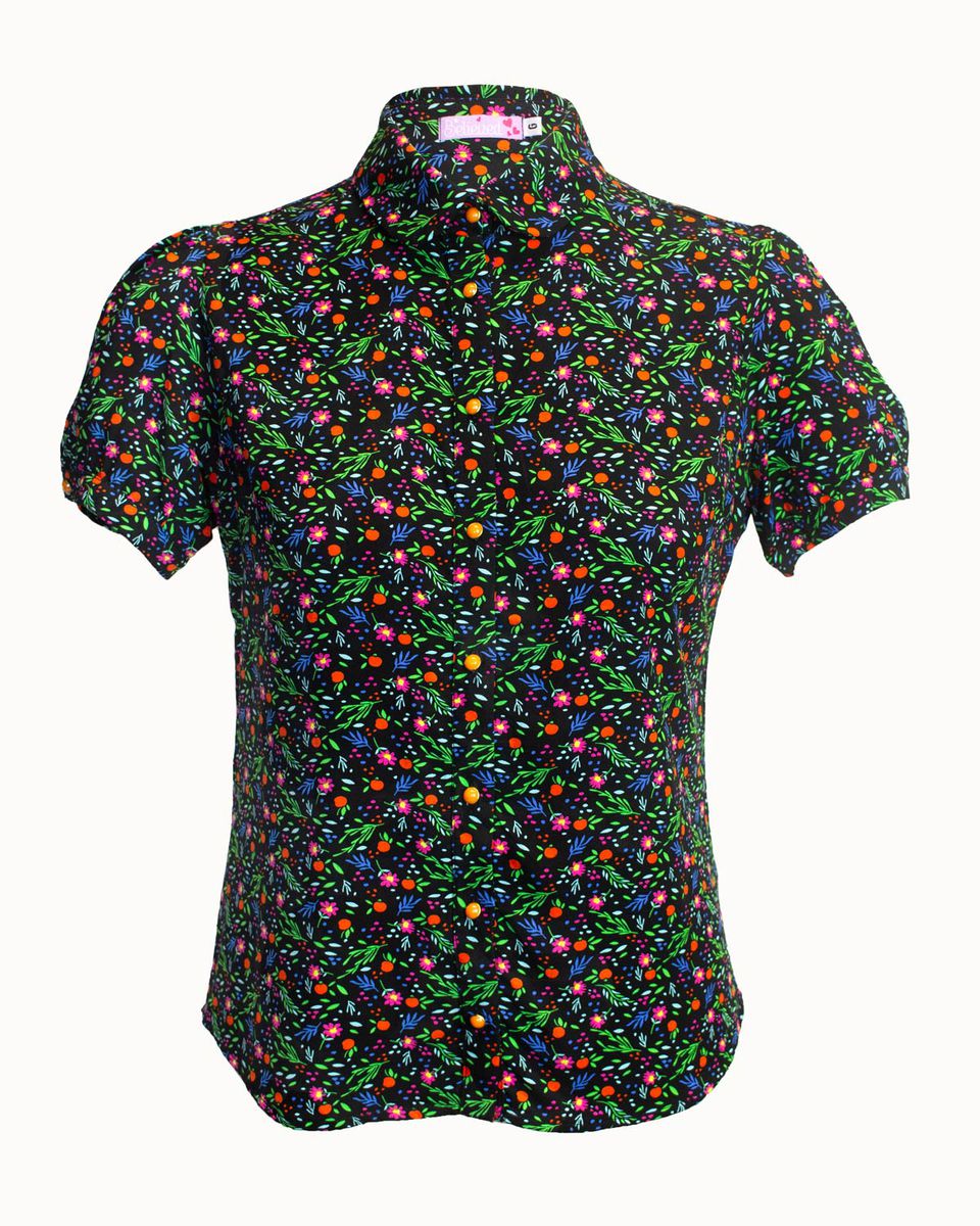 Camisa Florzinhas Preta