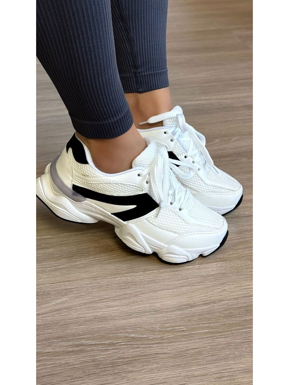 TÊNIS ALUZZA 9060 BRANCO E PRETO - 1398 - ALUZZA CALÇADOS