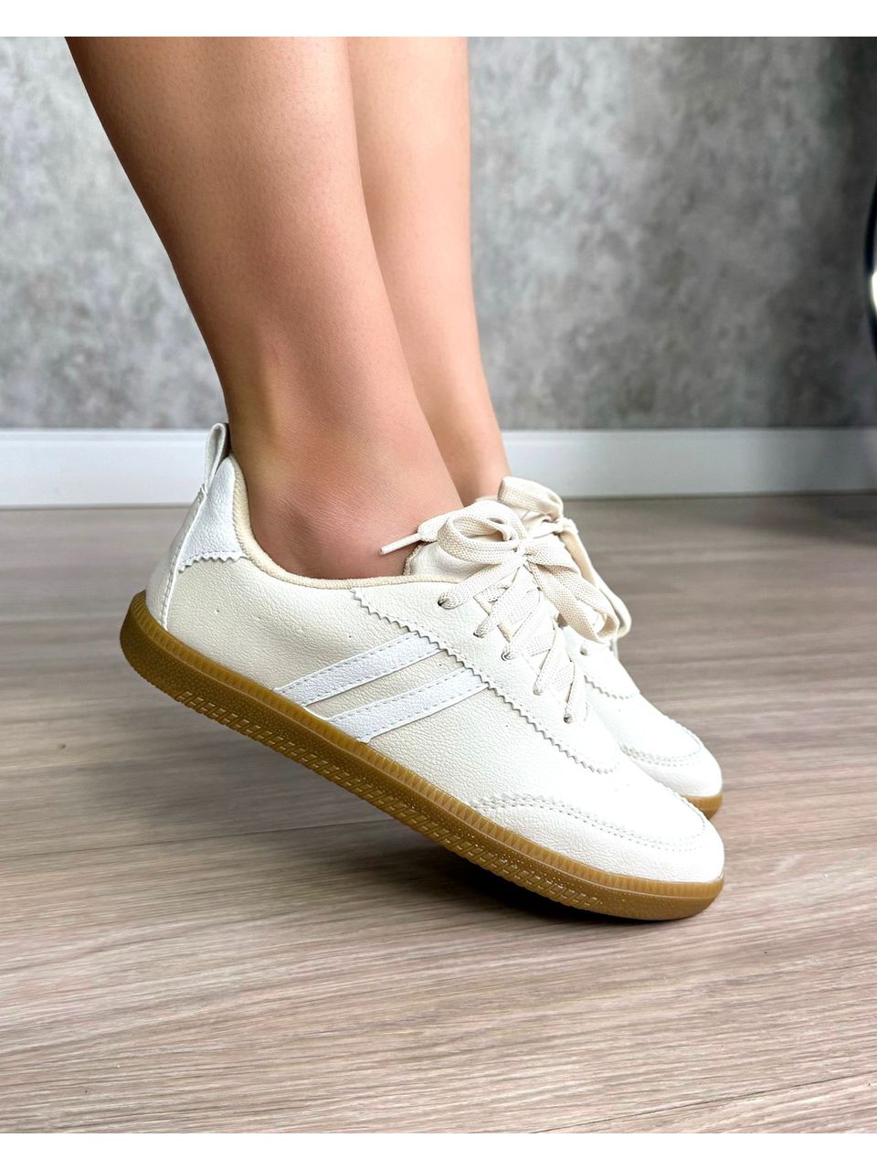 Tênis samba aluzza bege - 1577 - ALUZZA CALÇADOS