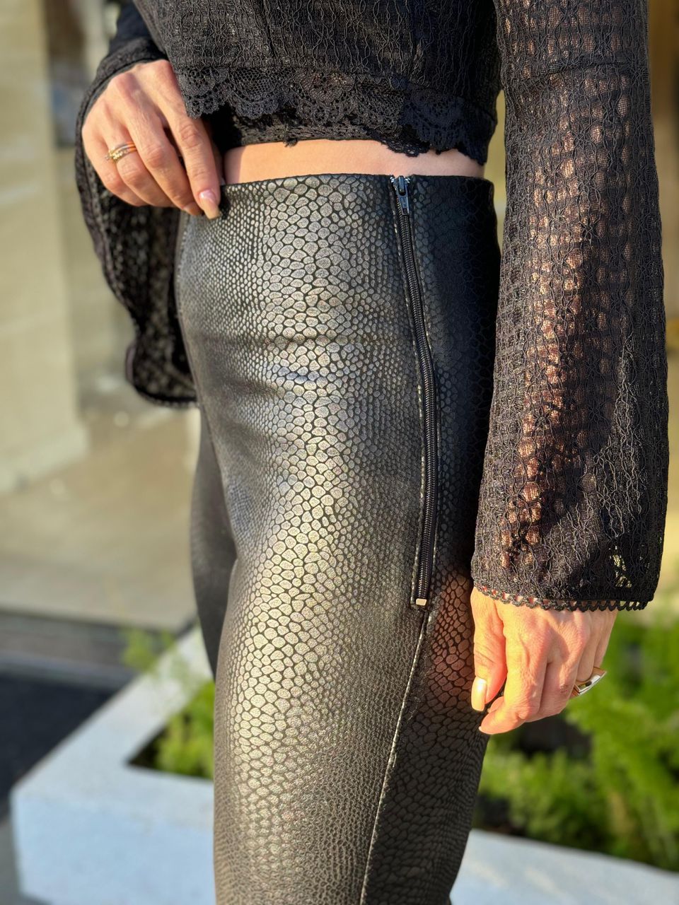 Calça Skinny Suede Animale Preto