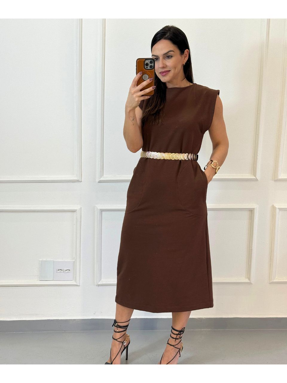 Vestido Midi Moletinho Marry Marrom - Arpaia