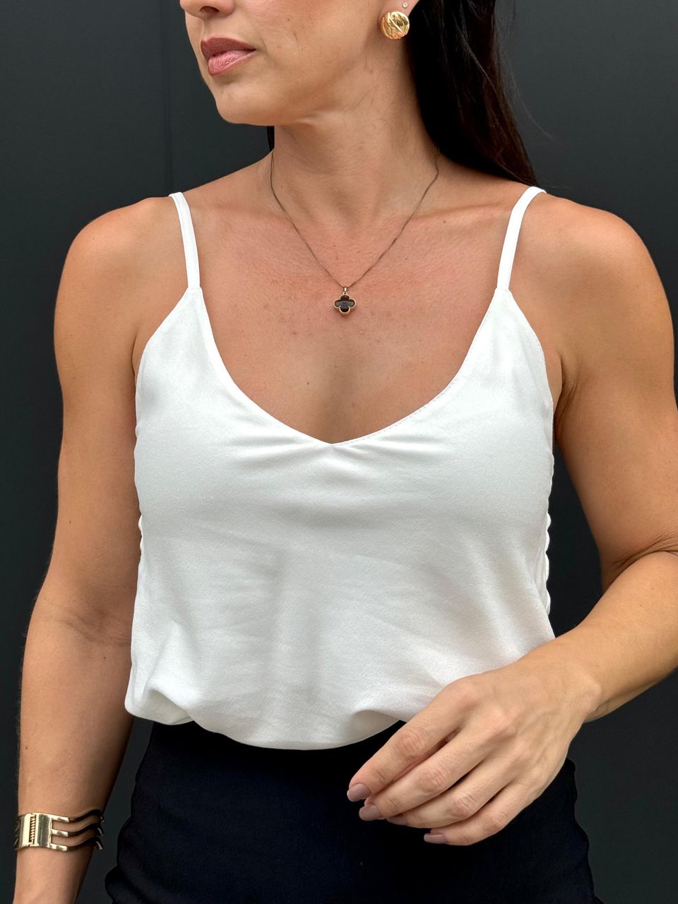 Blusa Alça Fina em Viscose Alice Off White - Arpaia
