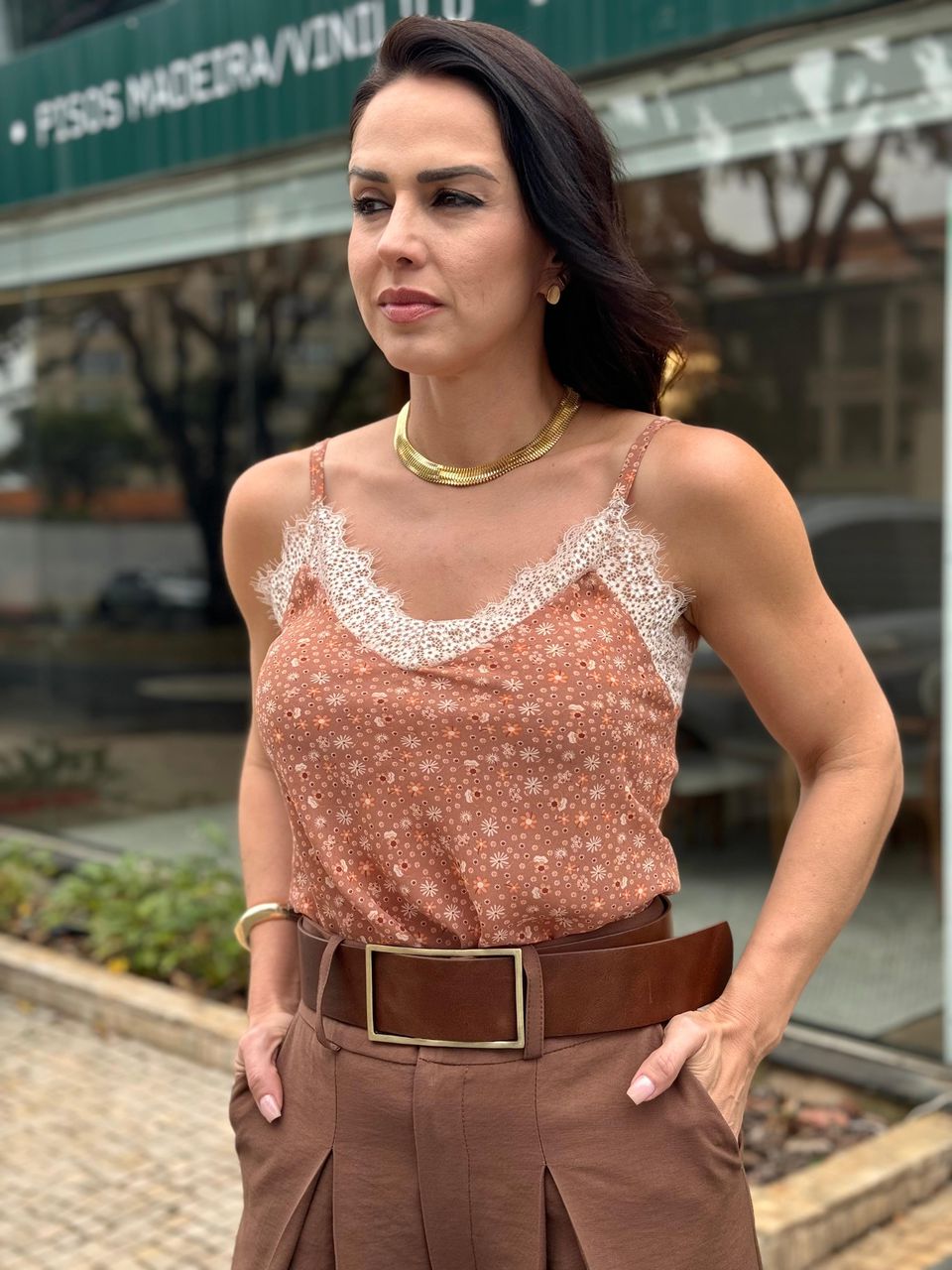 Blusa Alça com Renda Floral Nude - Arpaia