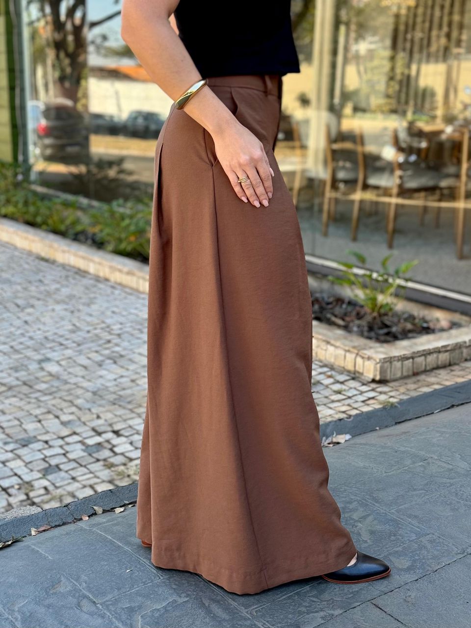 Calça Maxi Pantalona Coffee Paola