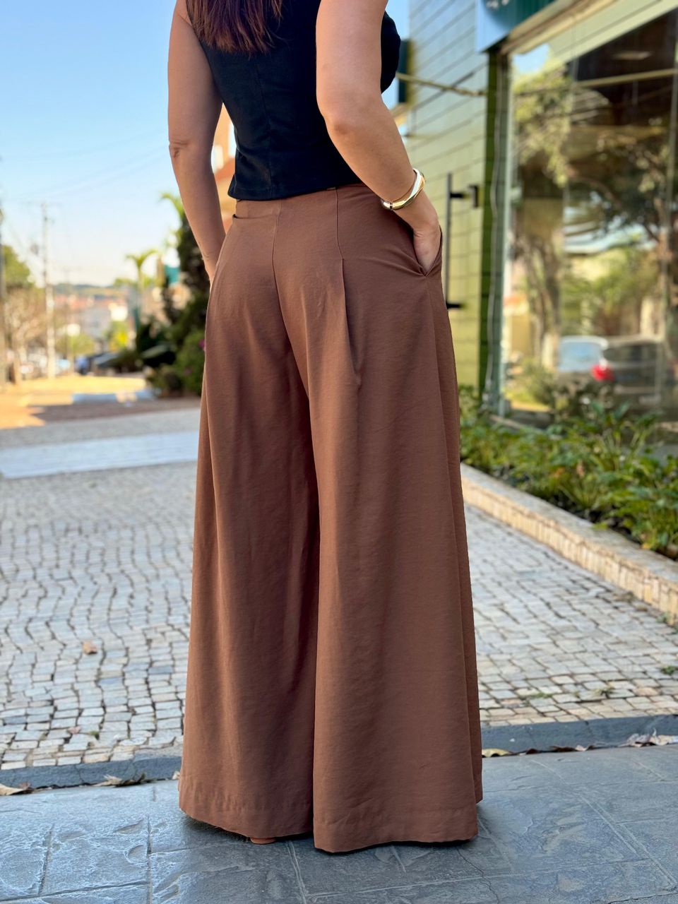 Calça Maxi Pantalona Coffee Paola