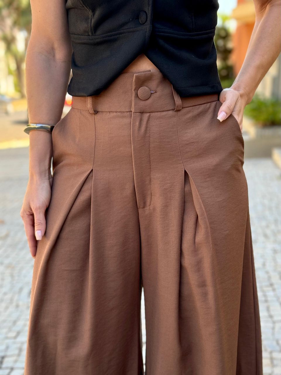 Calça Maxi Pantalona Coffee Paola