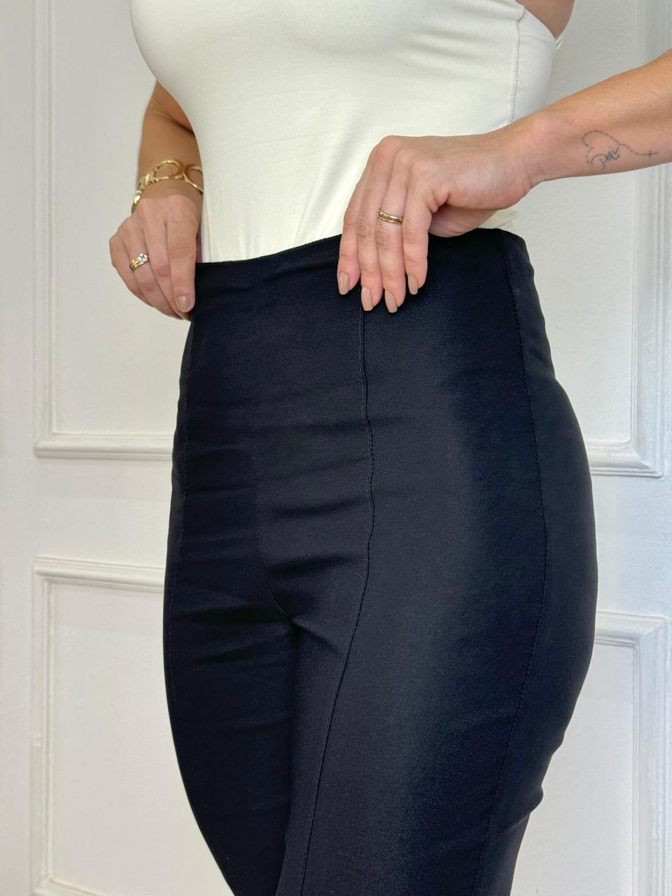 Calça Skinny Alfaiataria Valentina Preta