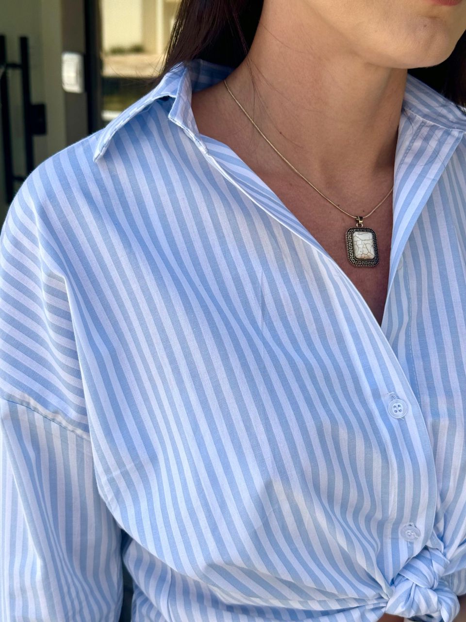 Camisa Listrada Azul em Tricoline