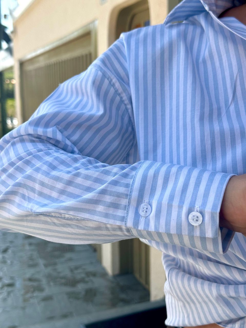Camisa Listrada Azul em Tricoline