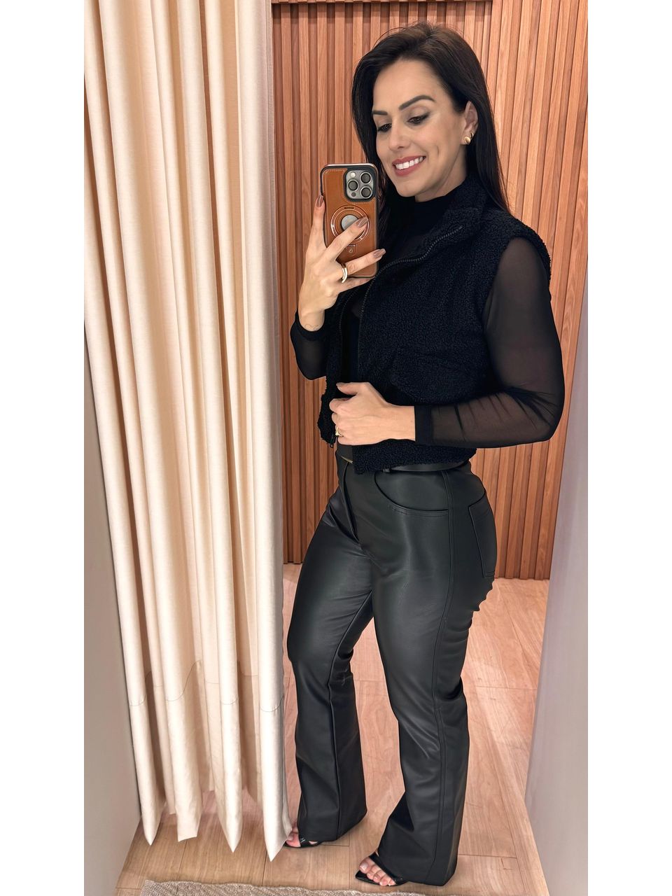Colete Teddy Peluciado Preto