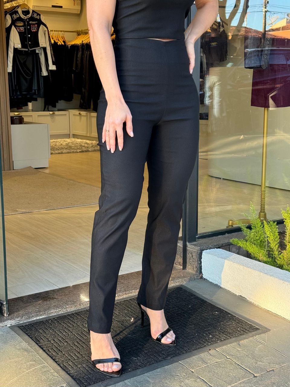 Calça Alfaiataria Preta Milão 