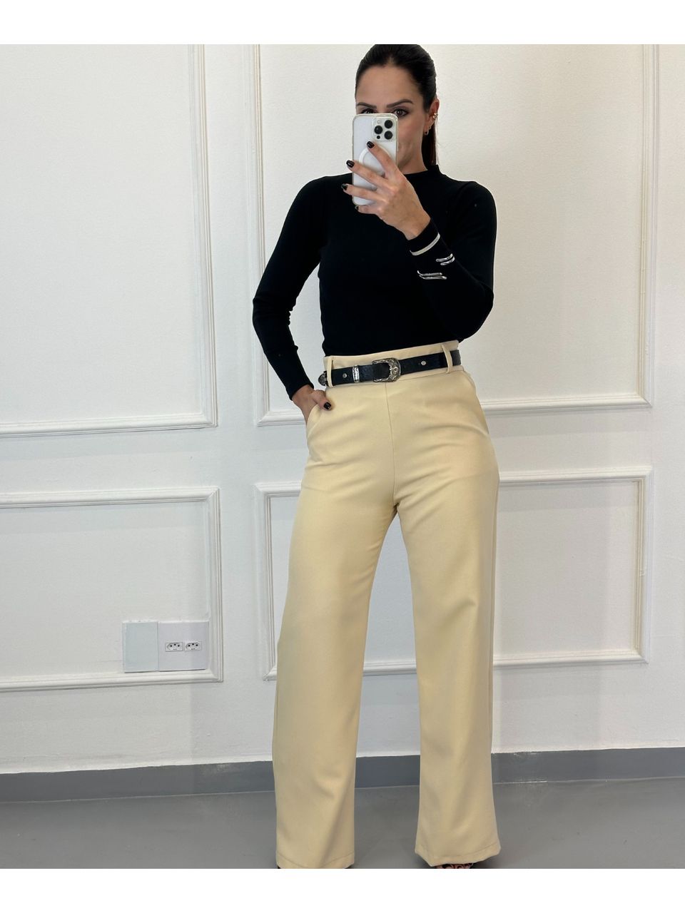 Blusa Canelada Preto Manga Longa Bianca