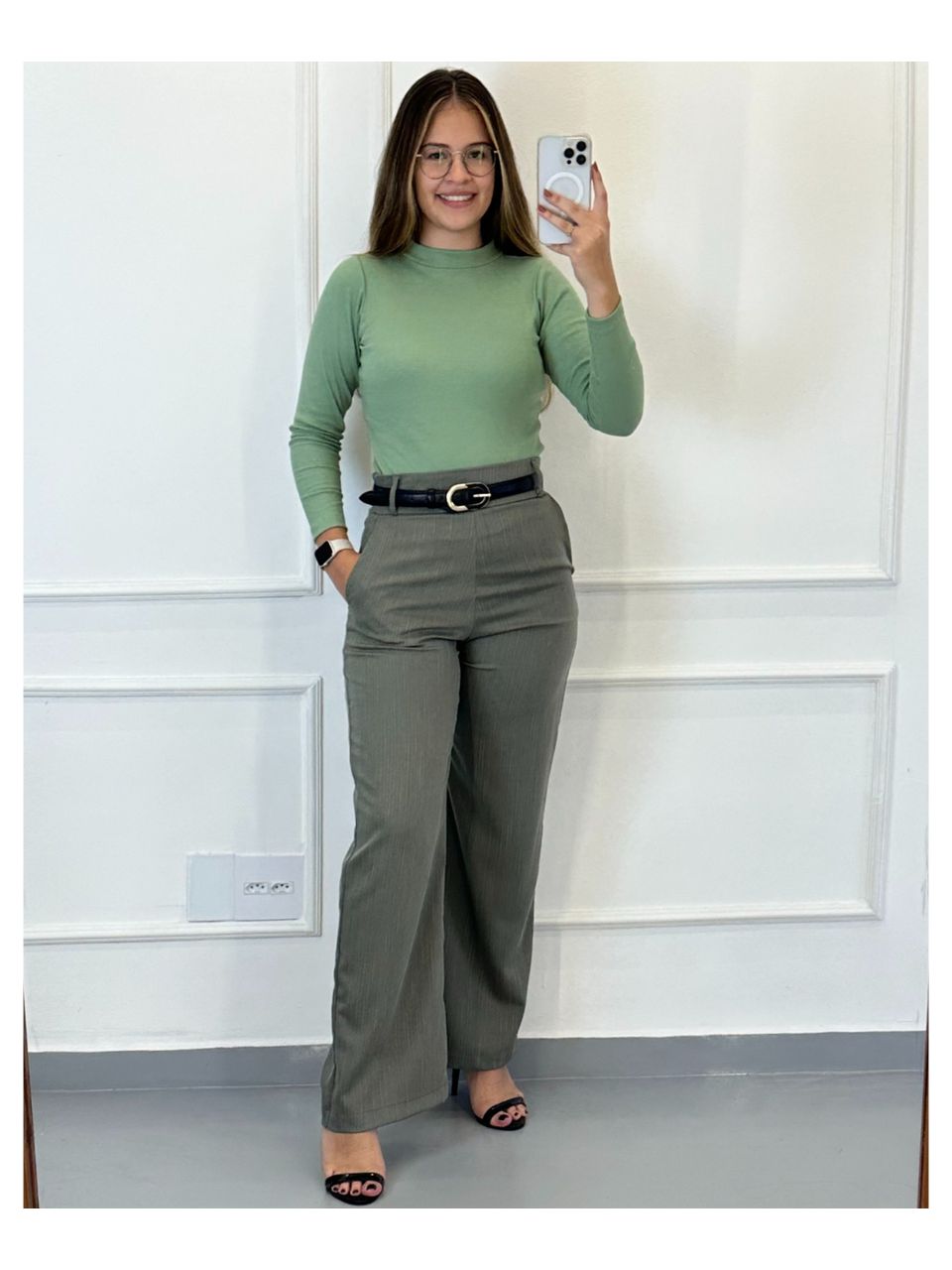 Blusa Canelada Verde Chá Manga Longa Bianca