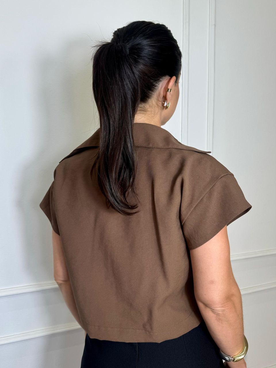 Cropped Cargo Nati Marrom