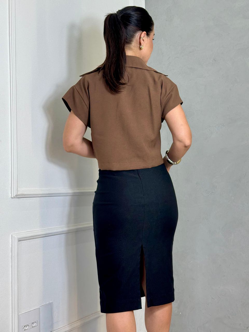 Cropped Cargo Nati Marrom