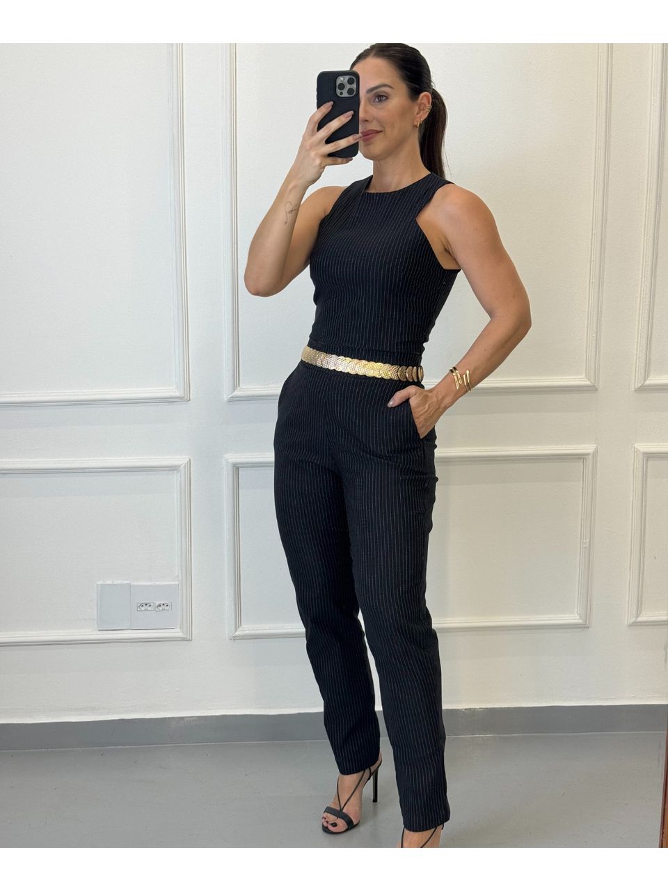 Cropped Alfaiataria Milão Risca de Giz Preto