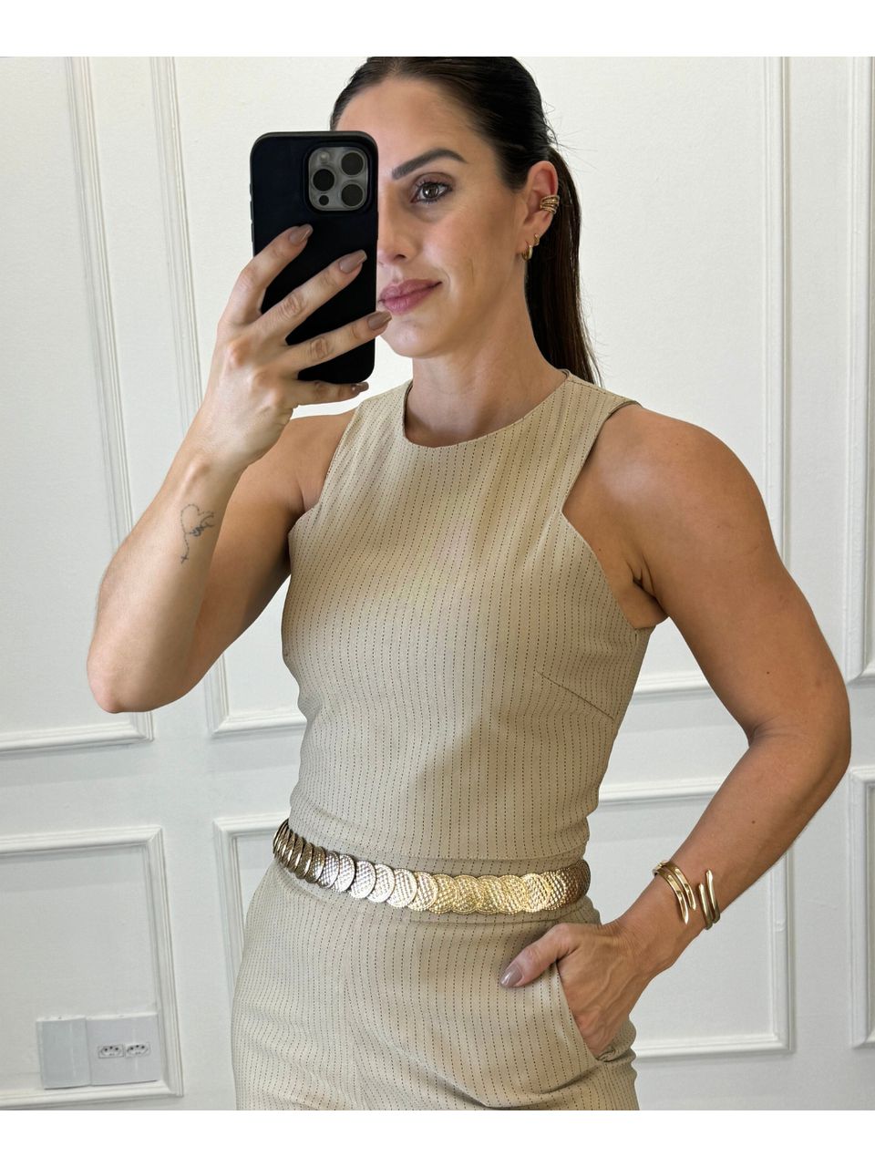 Cropped Alfaiataria Milão Risca de Giz Nude - Arpaia