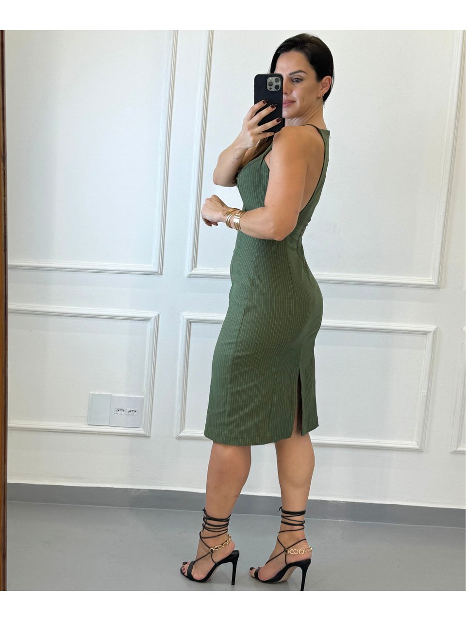 Vestido Alfaiataria Risca De Giz Genebra Verde Militar