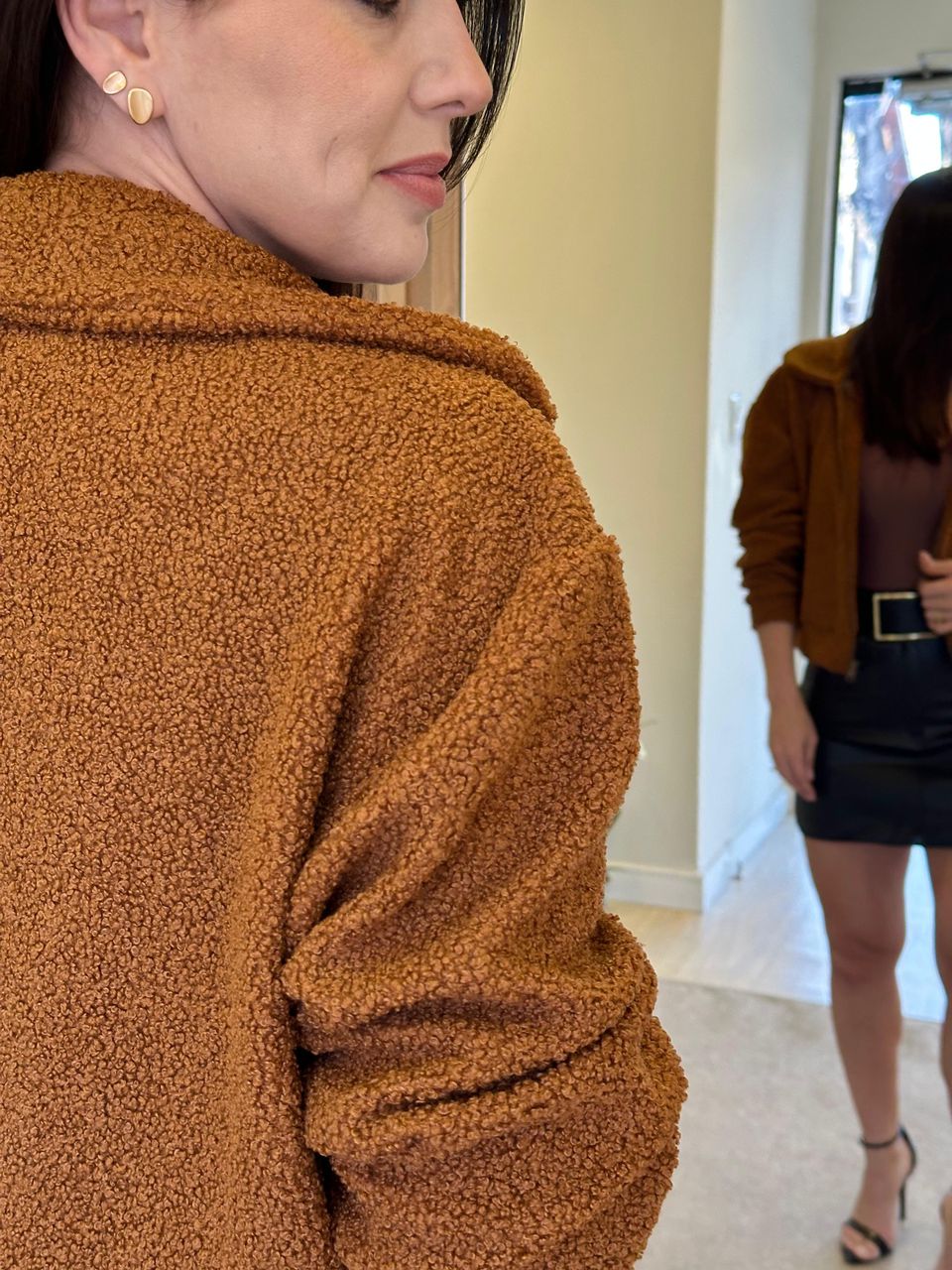 Jaqueta Teddy Caramelo