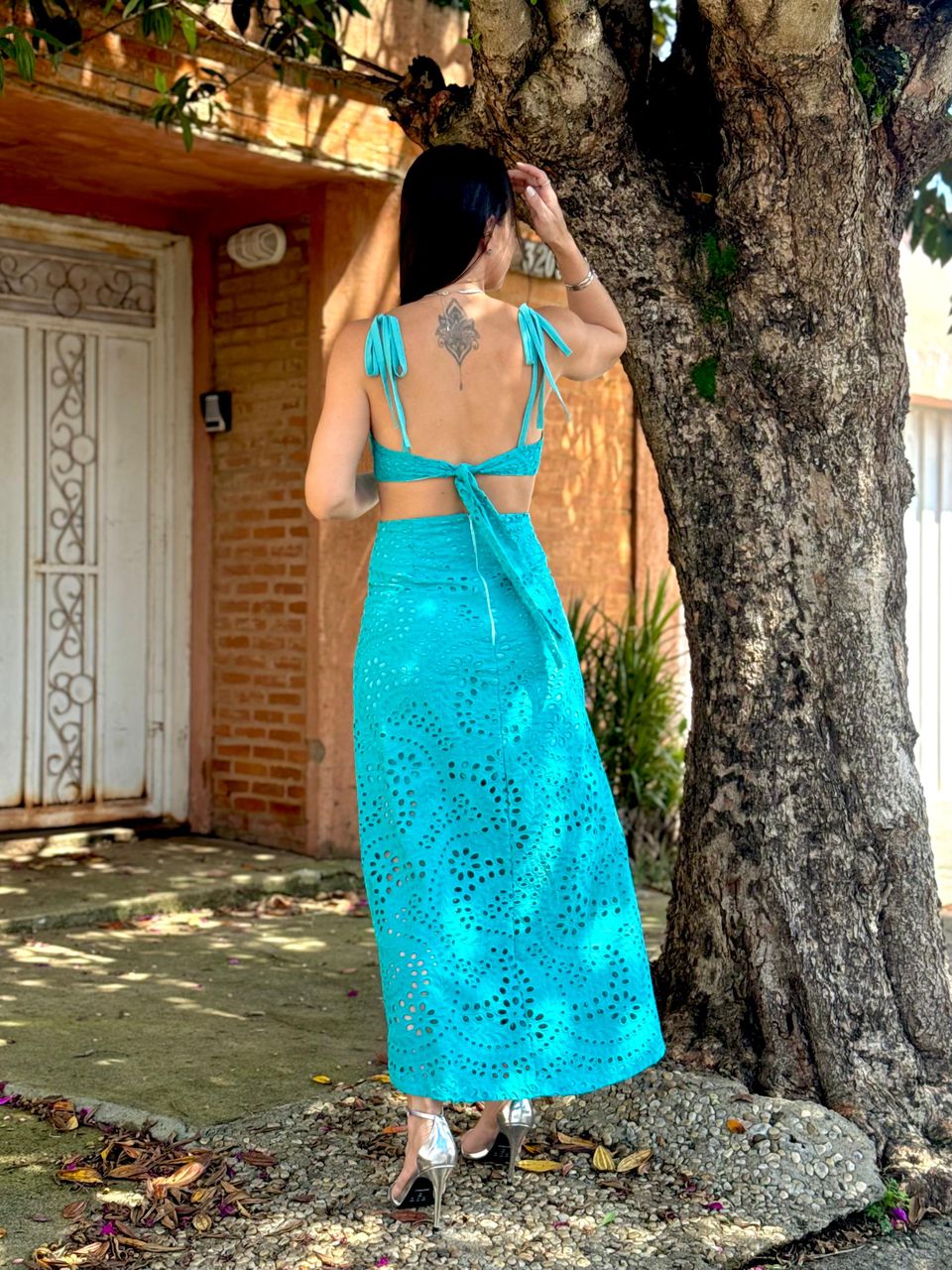 Vestido Longo em Laise Turquesa Anne