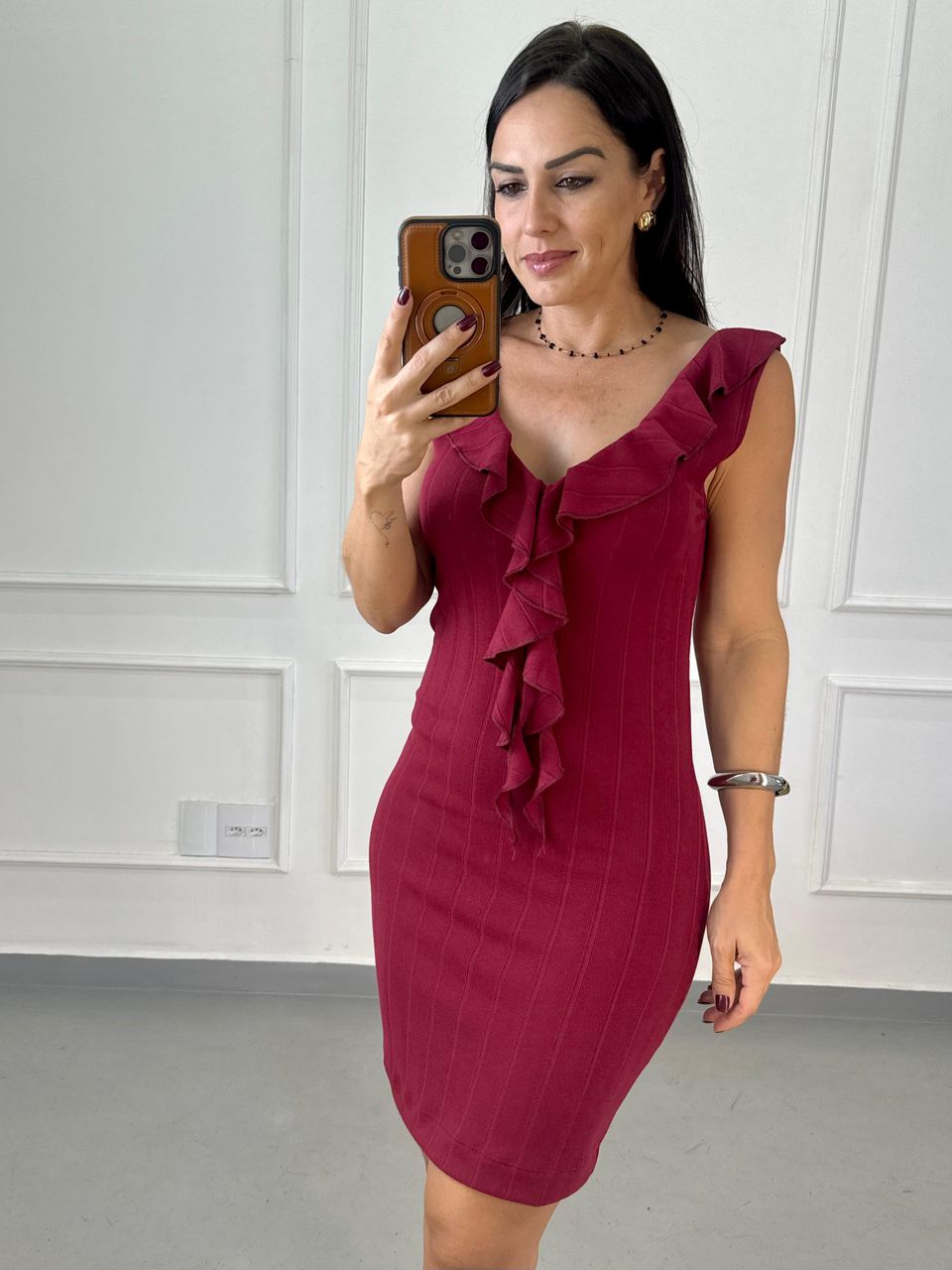 Vestido Curto Babados Antonella Cabernet - Arpaia