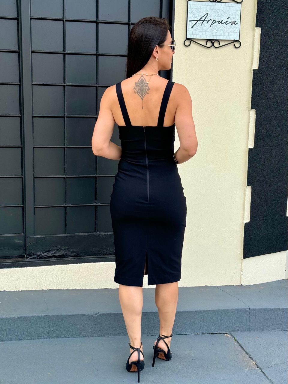 Vestido Midi Carolina Preto