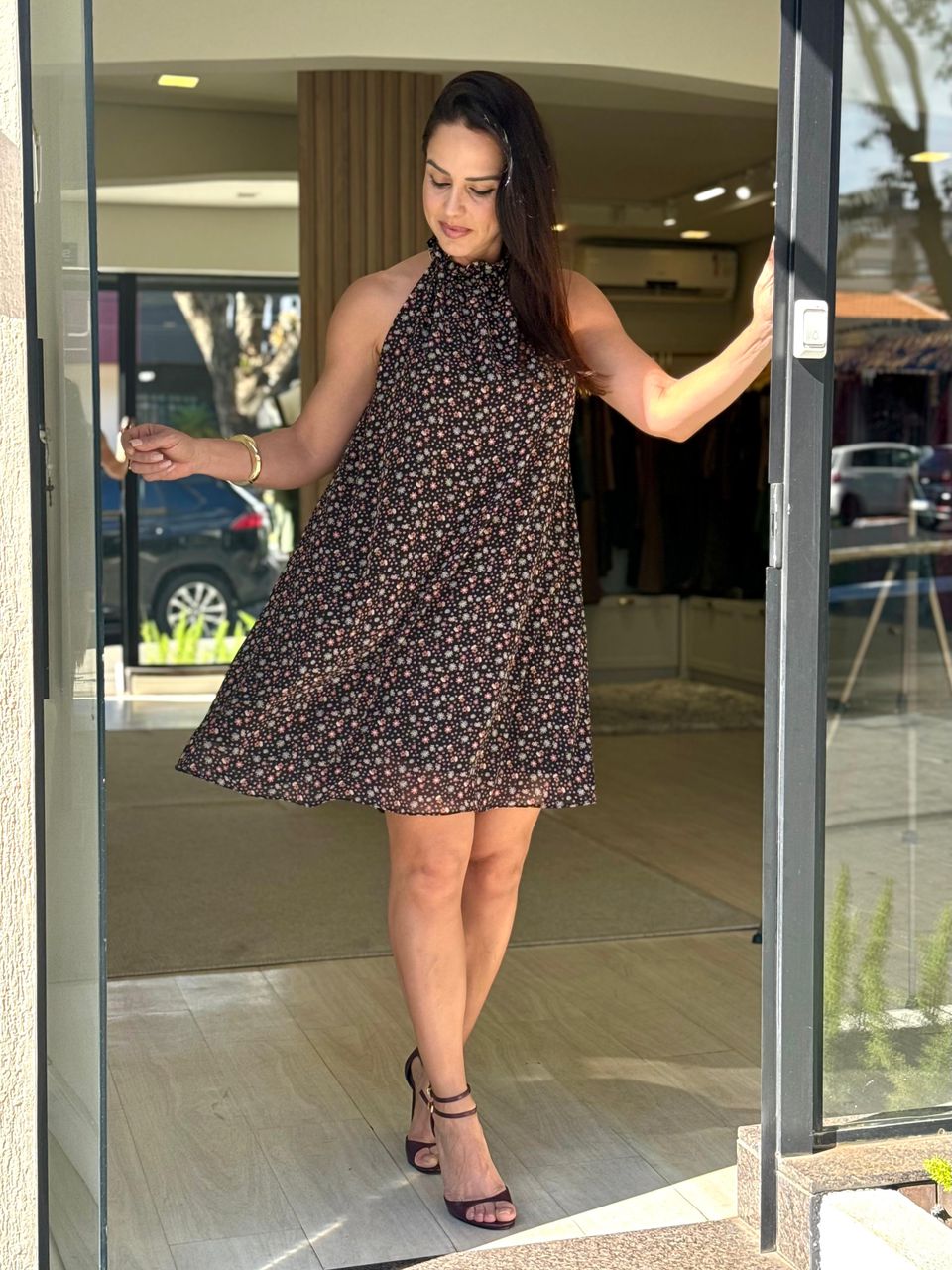 Vestido Chiffon Floral Preto Constance 
