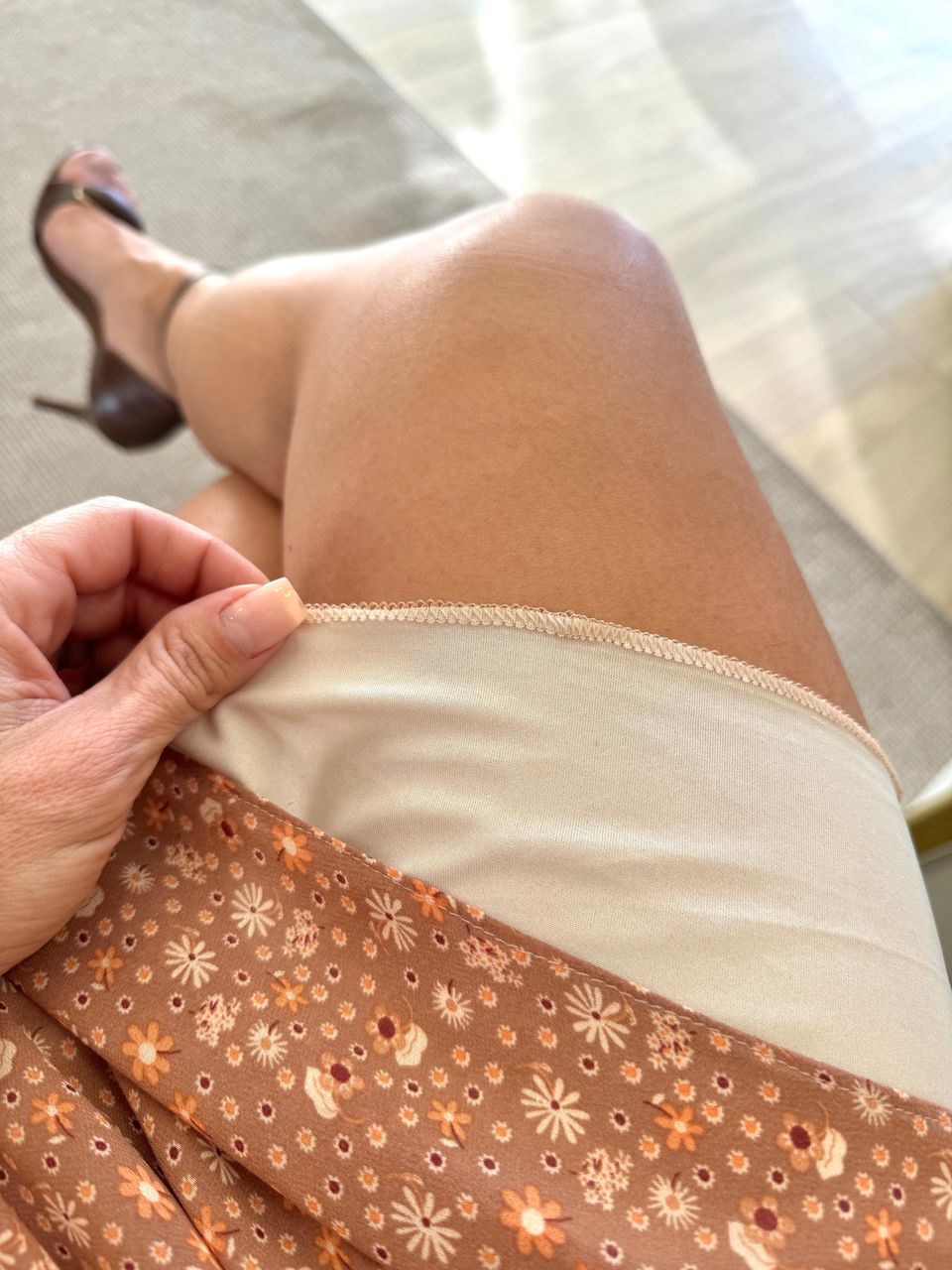 Vestido Chiffon Floral Nude Constance