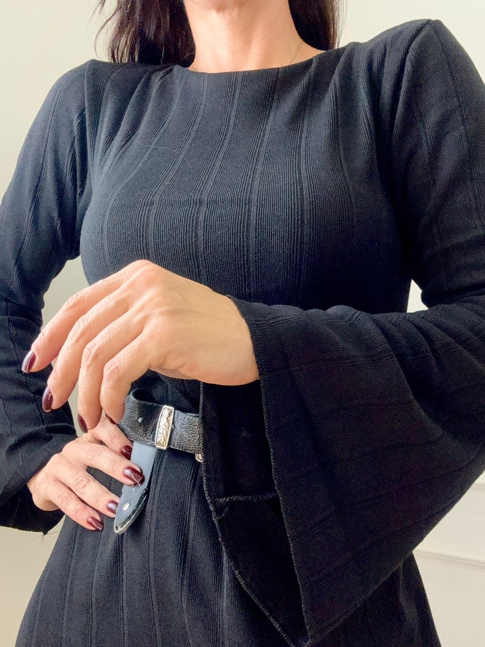 Vestido Manga Longa Flare Evasê Hannah Preto