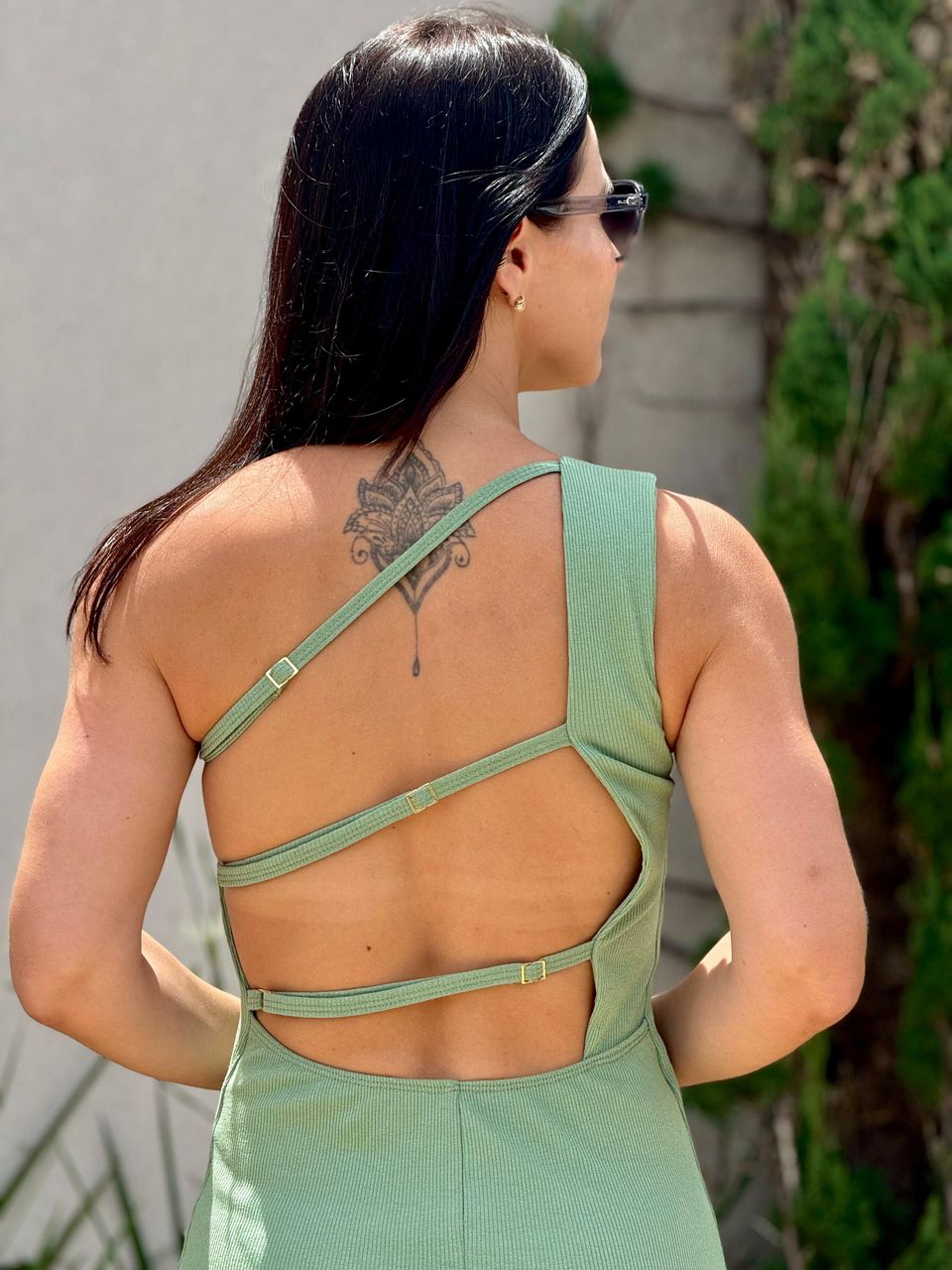 Vestido Curto Canelado Nula Manga Lorena Verde Avocado