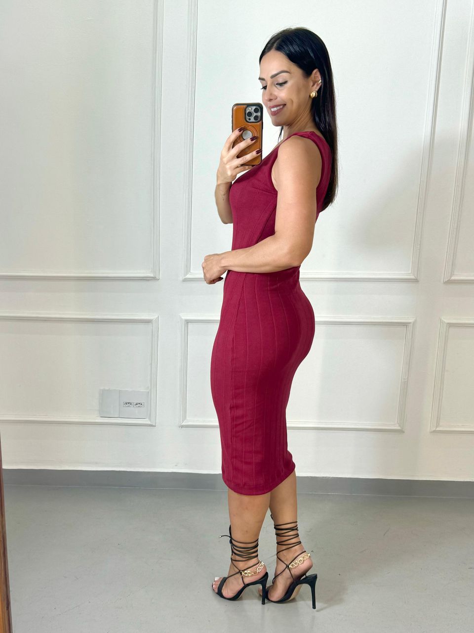 Vestido Midi Tubinho Nula Manga Manuella Cabernet
